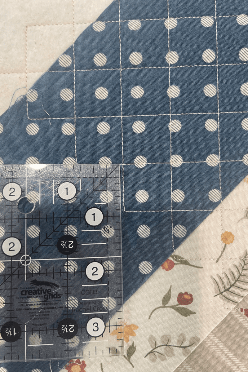 Long arm quilting cross hatch