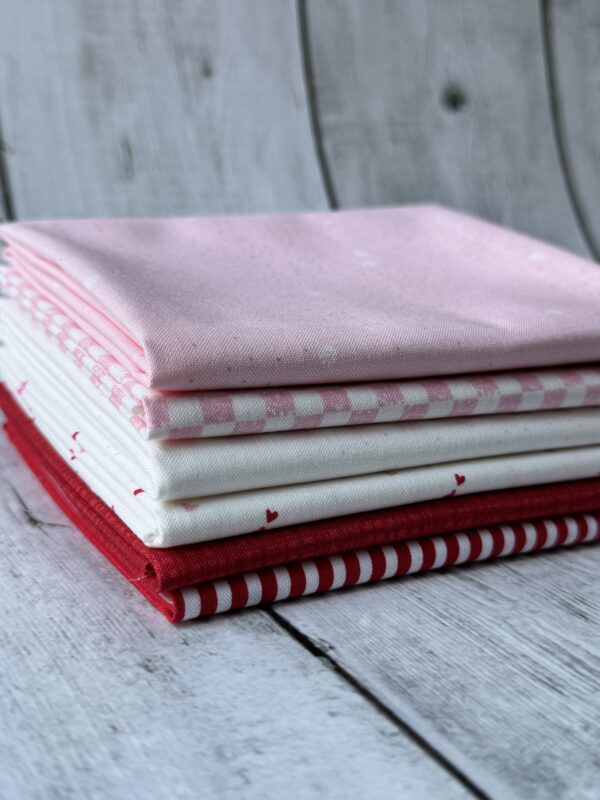 Stacked Hearts Seasonal Basics Petite fat quarter bundle with pink and white Riley Blake Basics