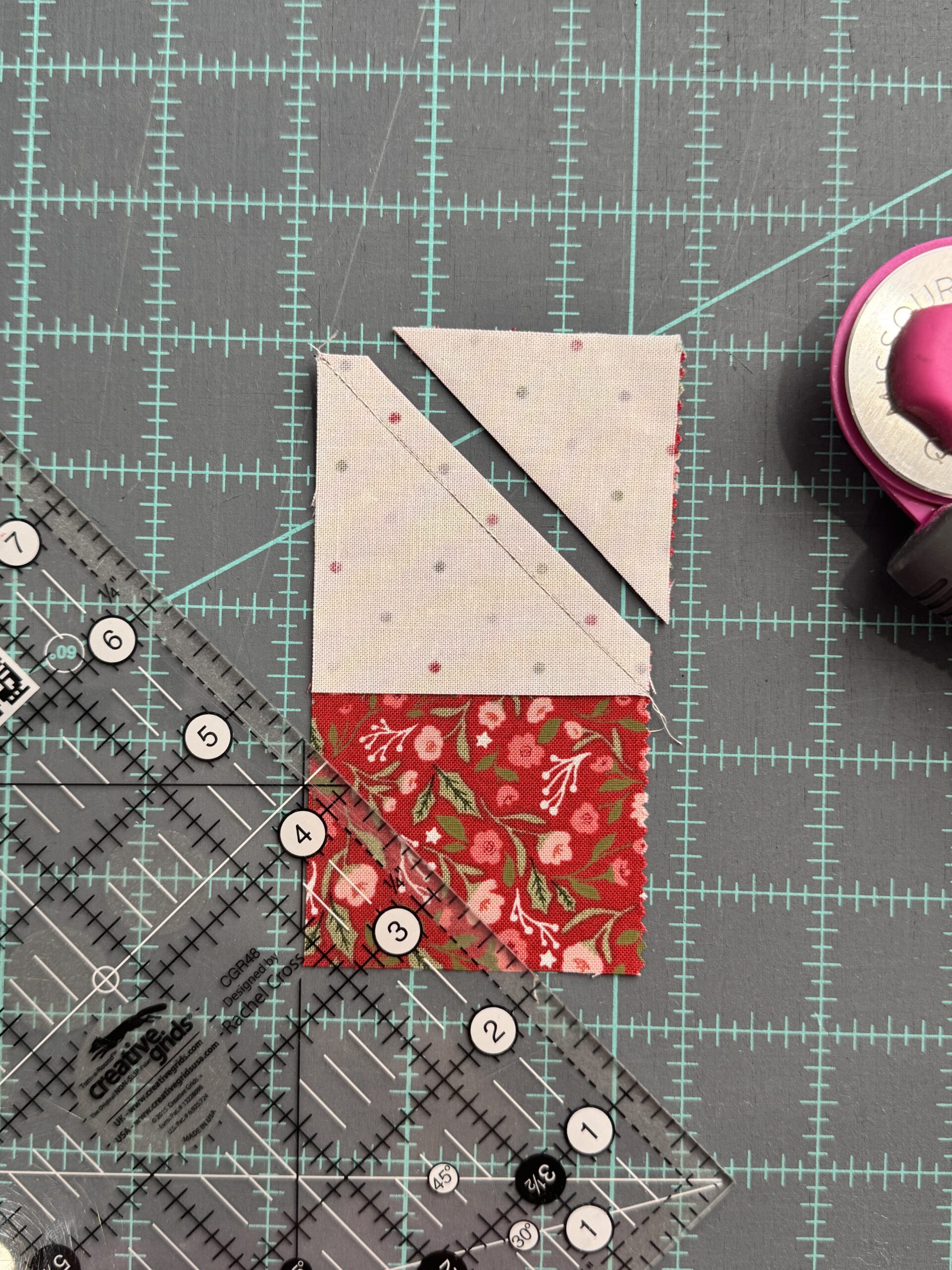 detached triangle from stitch and flip flying geese method