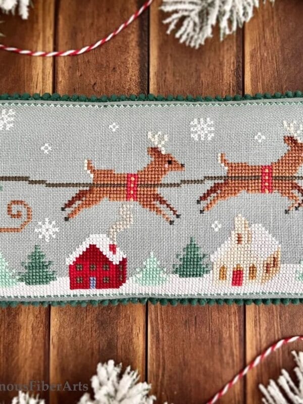 Mousecapades 7: Happy Christmas! cross stitch pattern cover